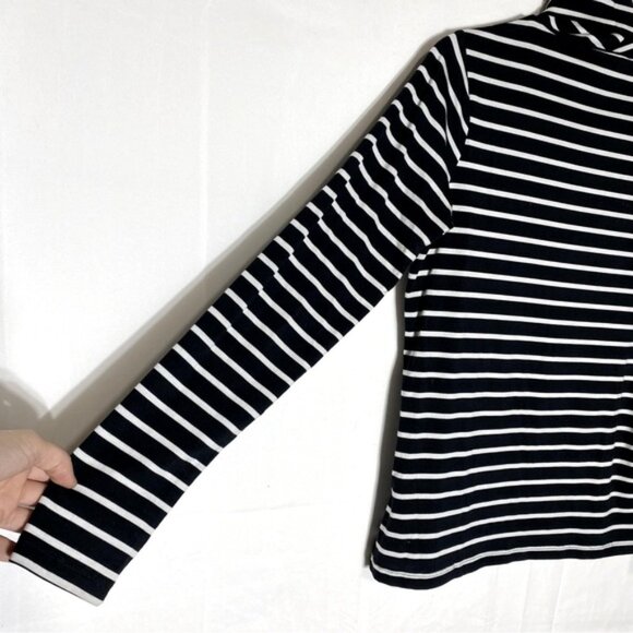 Banana Republic Threadsoft Black White Striped Long Sleeve Turtleneck Shirt M - Picture 9 of 14